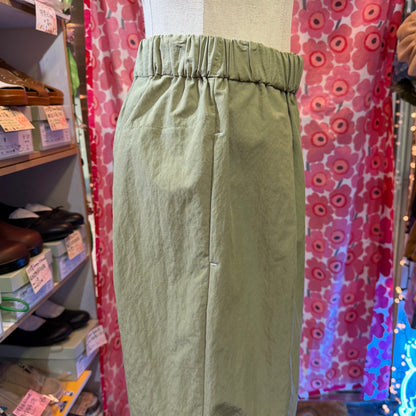 Yenn Green Easy Bermuda Shorts, Size 38