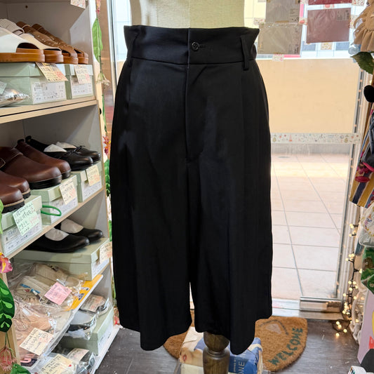 Liyoca Black Shorts, made in Japan