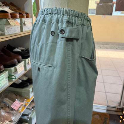 Estroislose Shorts, 2 Colors