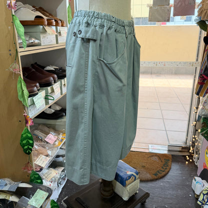Estroislose Shorts, 2 Colors
