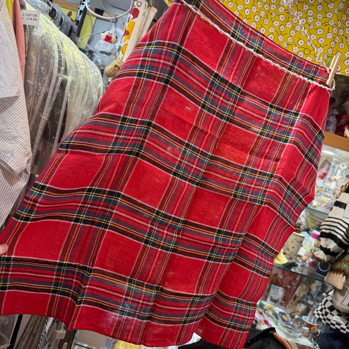 Days Red Linen Scarf, made in Japan