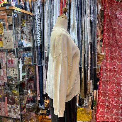 Estroislose Ivory Cotton Top