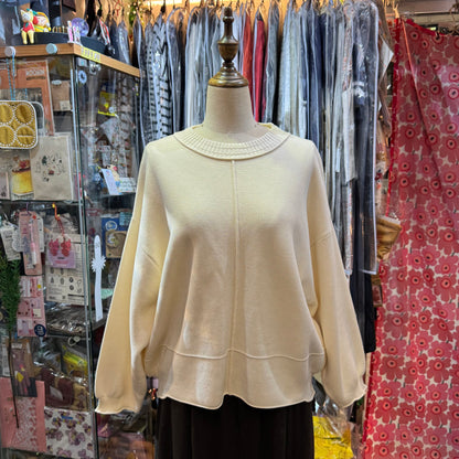 Estroislose Ivory Cotton Top