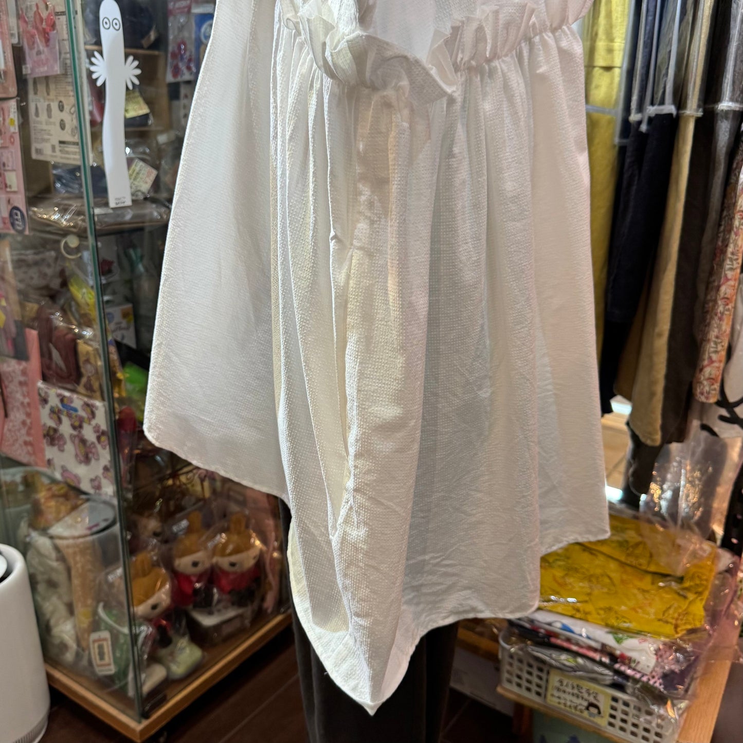 (g) Frill White Gather Tunic, made in Japan