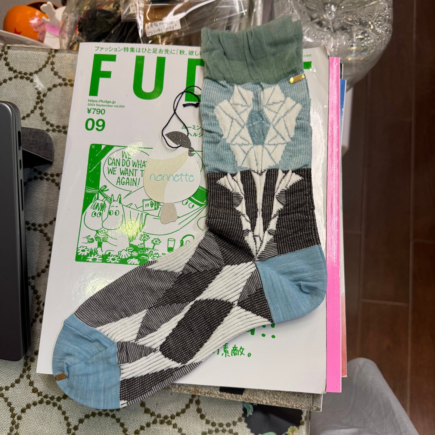 Nonnette Anemone Socks, made in Japan