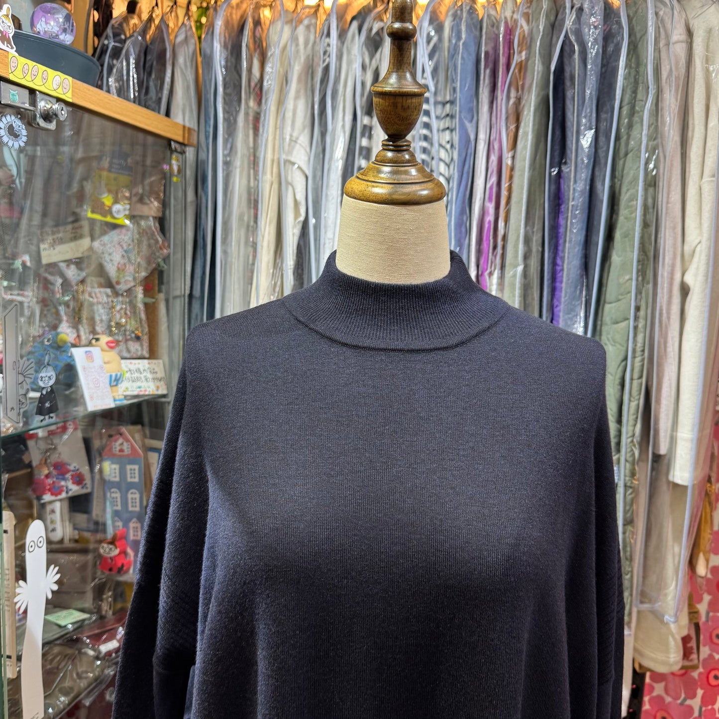 CEaRet Navy Long Top