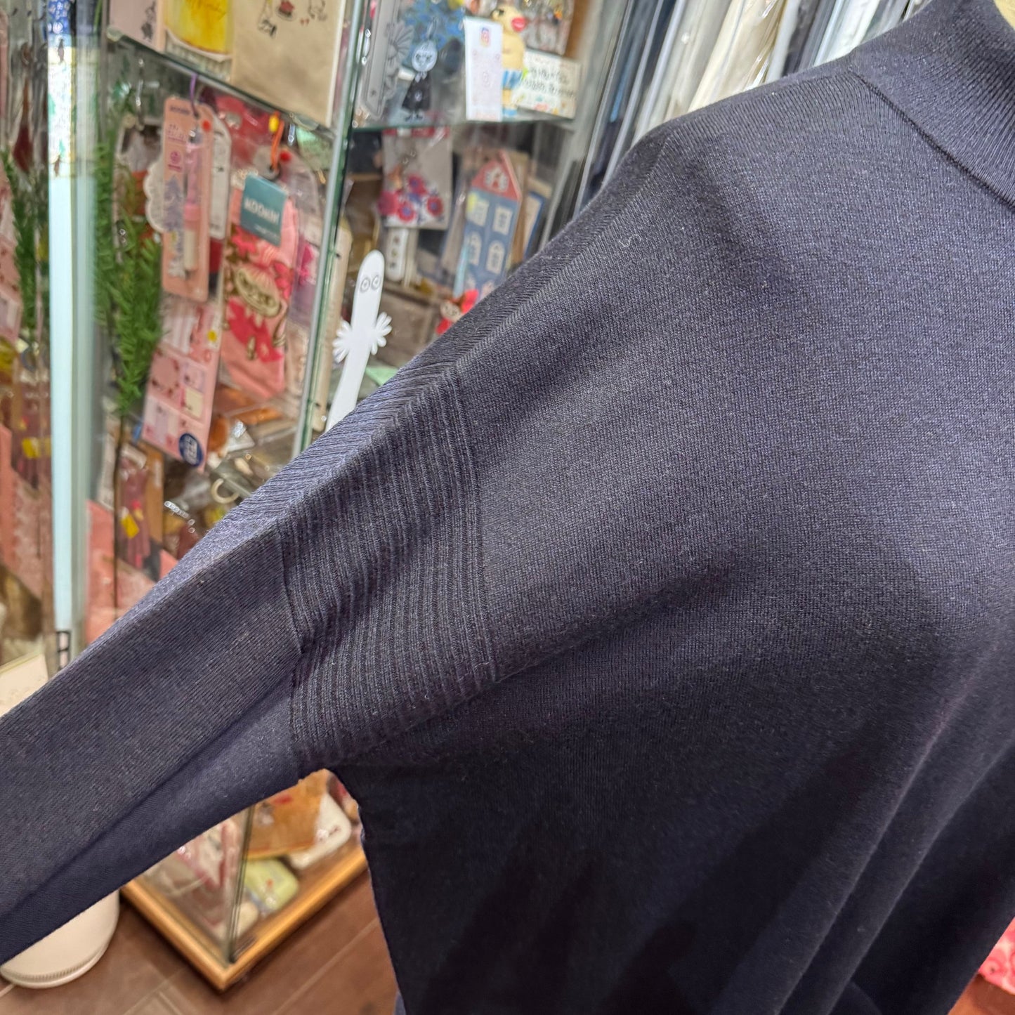 CEaRet Navy Long Top