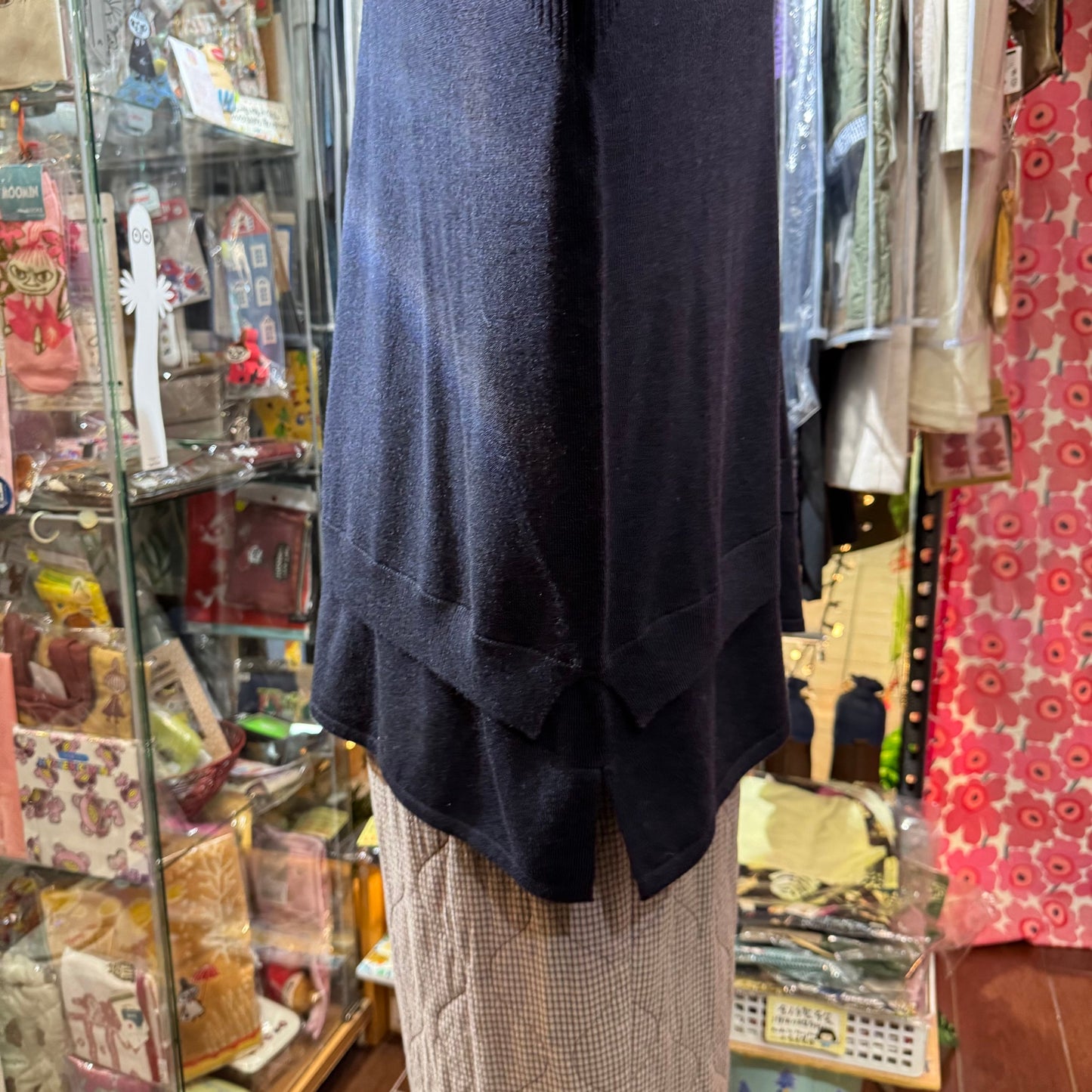CEaRet Navy Long Top