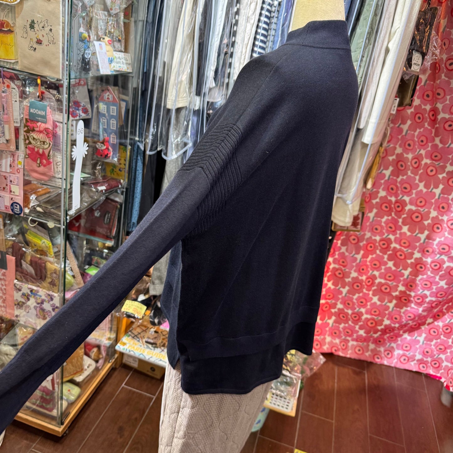CEaRet Navy Long Top