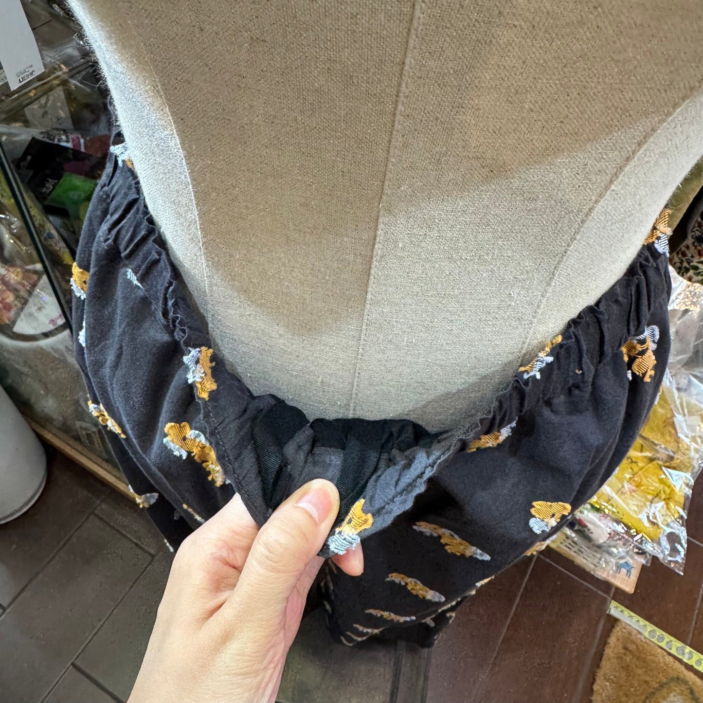 Sale- Nouvelles du Paradis Original Fabric Flora Charcoal Pants