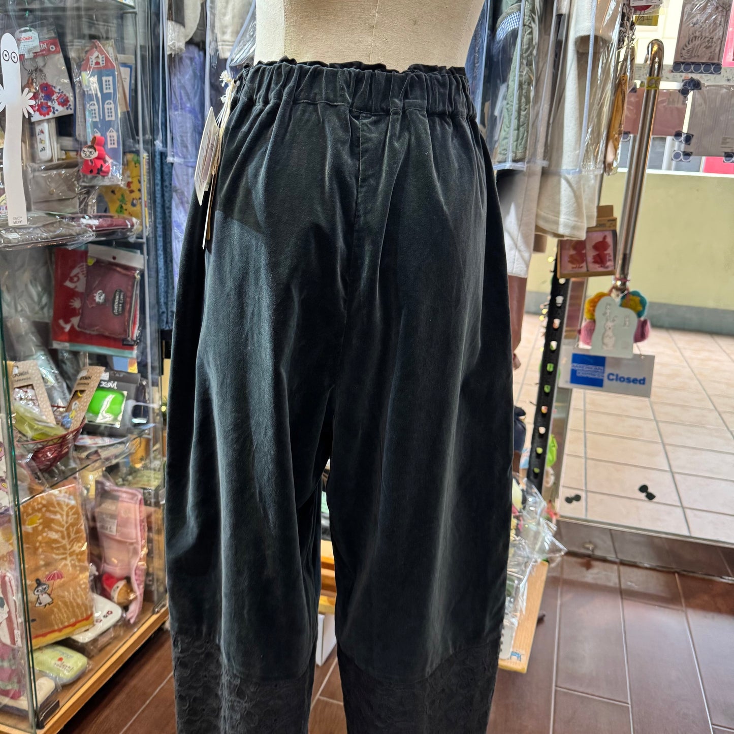 Sale- TSUHARU by SM2 Fanage Black Embroidery Pants