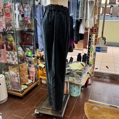 EXTRA30- TSUHARU by SM2 Fanage Black Embroidery Pants