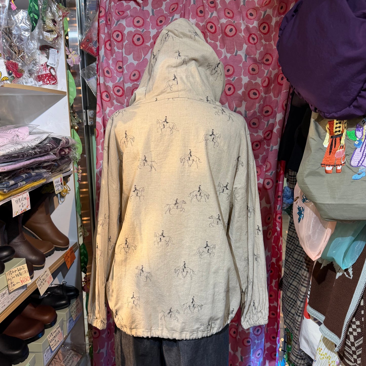 Sale- Laiterie Horses Ivory Linen Blouse, made in Japan