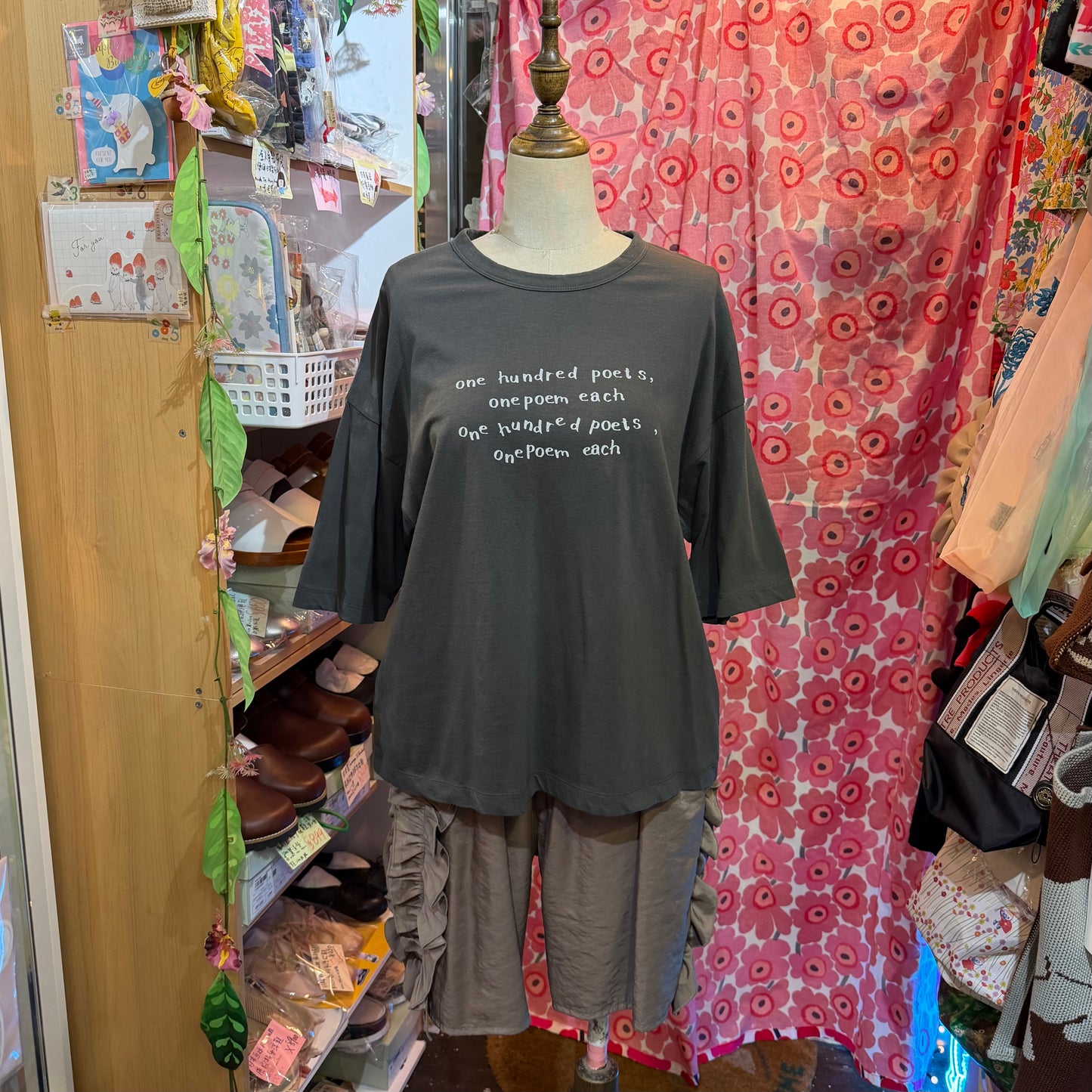 Laiterie Poets Charcoal T-shirt, made in Japan