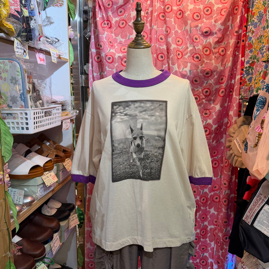 Estroislose Dog Beige x Purple T-shirt, made in Japan