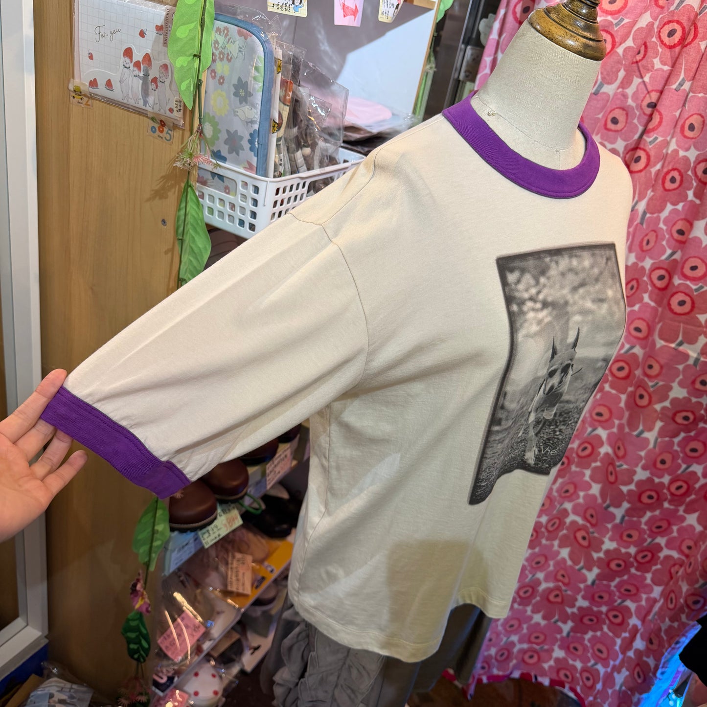 Estroislose Dog Beige x Purple T-shirt, made in Japan