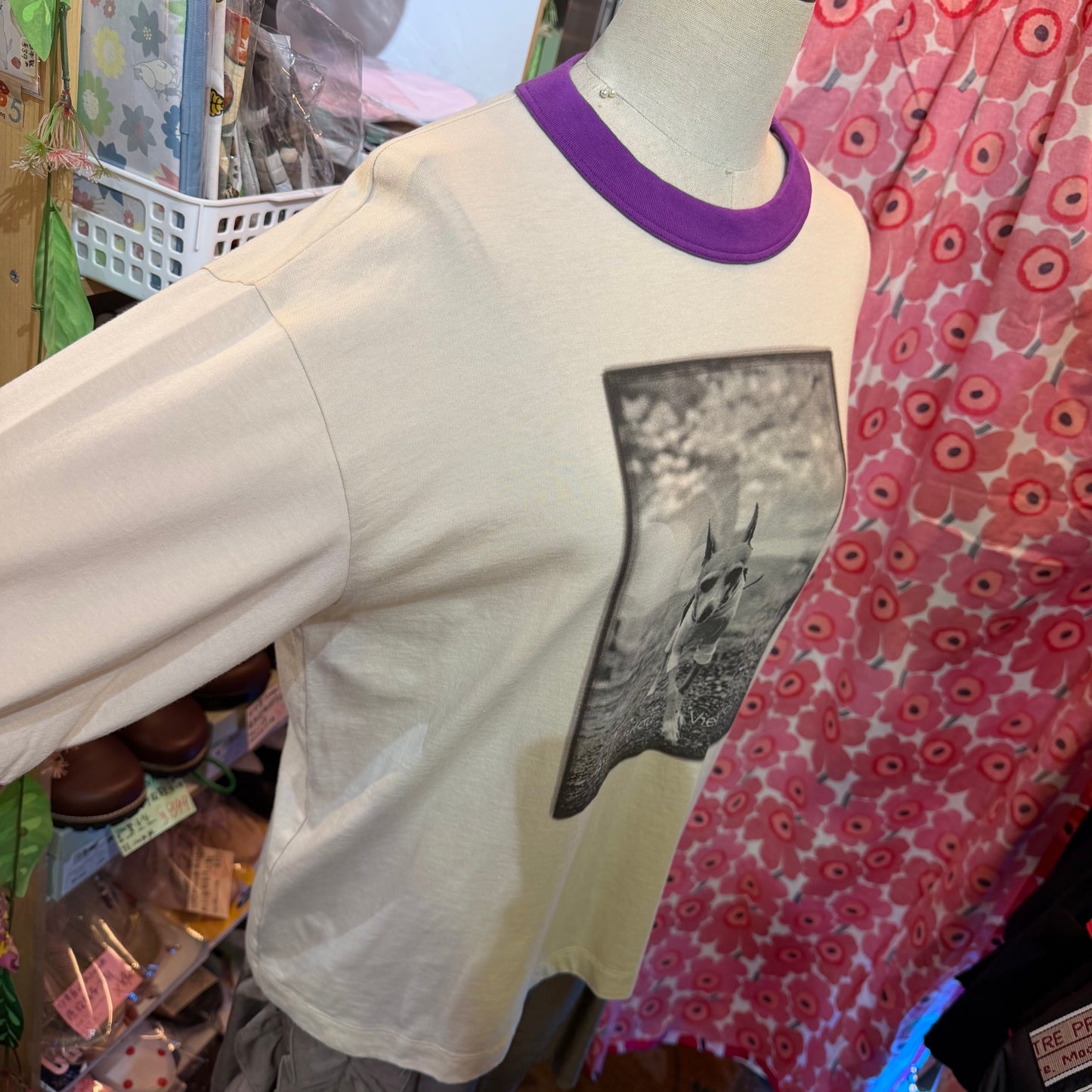 Estroislose Dog Beige x Purple T-shirt, made in Japan