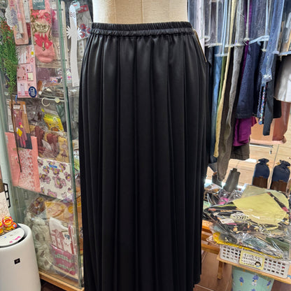EXTRA30- Liyoca Tuck Skirt, made in Japan