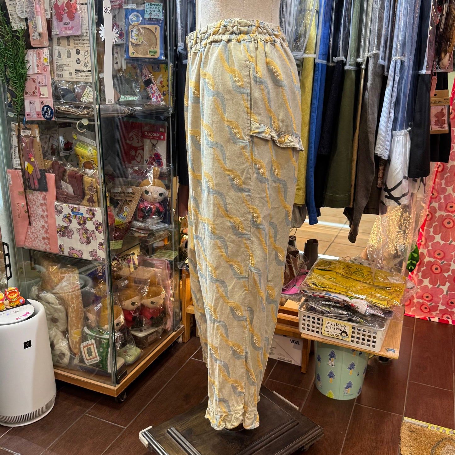 Tumugu Twisted Ribbon Jacquard Yellow Pants, made in Japan