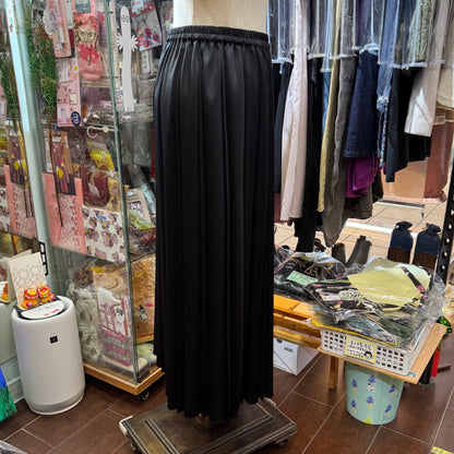 EXTRA30- Liyoca Tuck Skirt, made in Japan