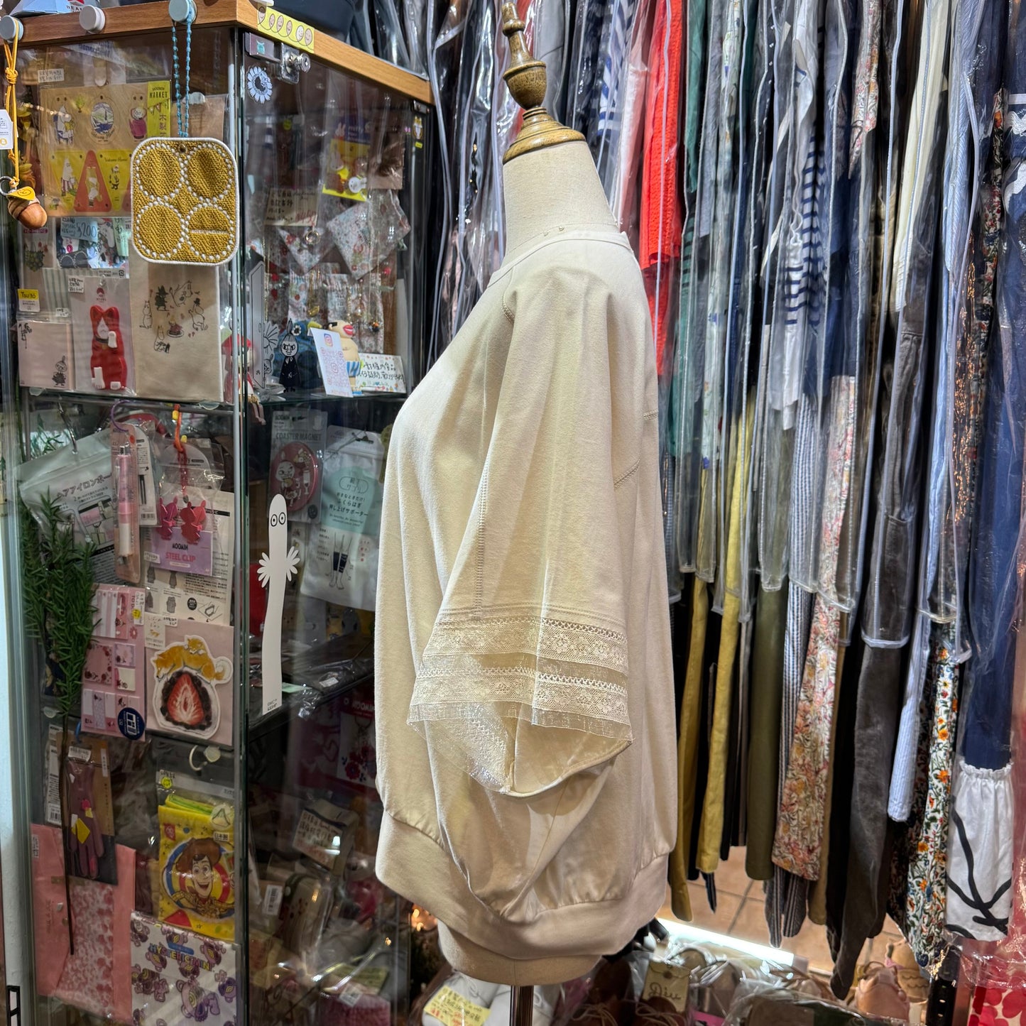 Porter des boutons Ivory Top, made in Japan