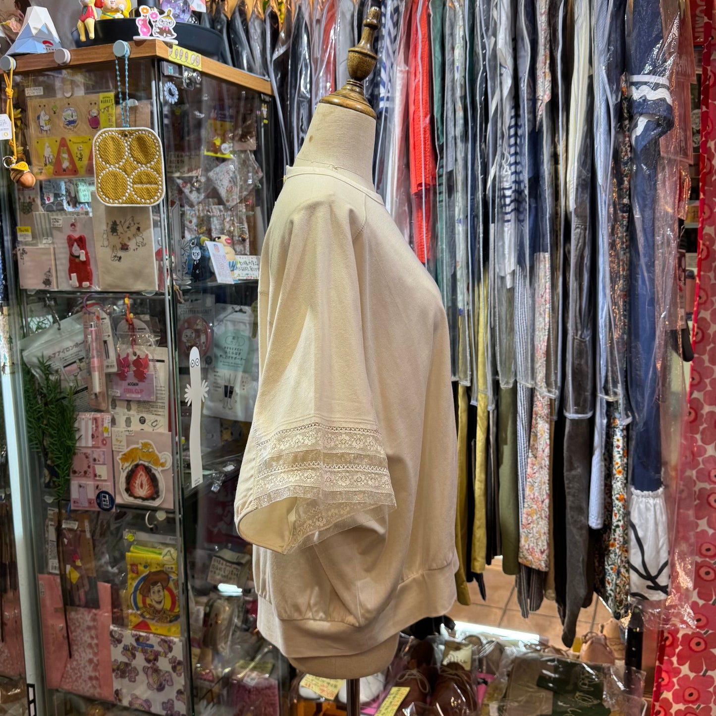Porter des boutons Ivory Top, made in Japan