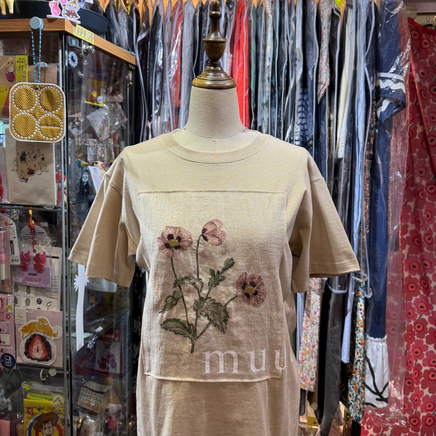 Muuc Embroidery T-shirt, 2 Colors