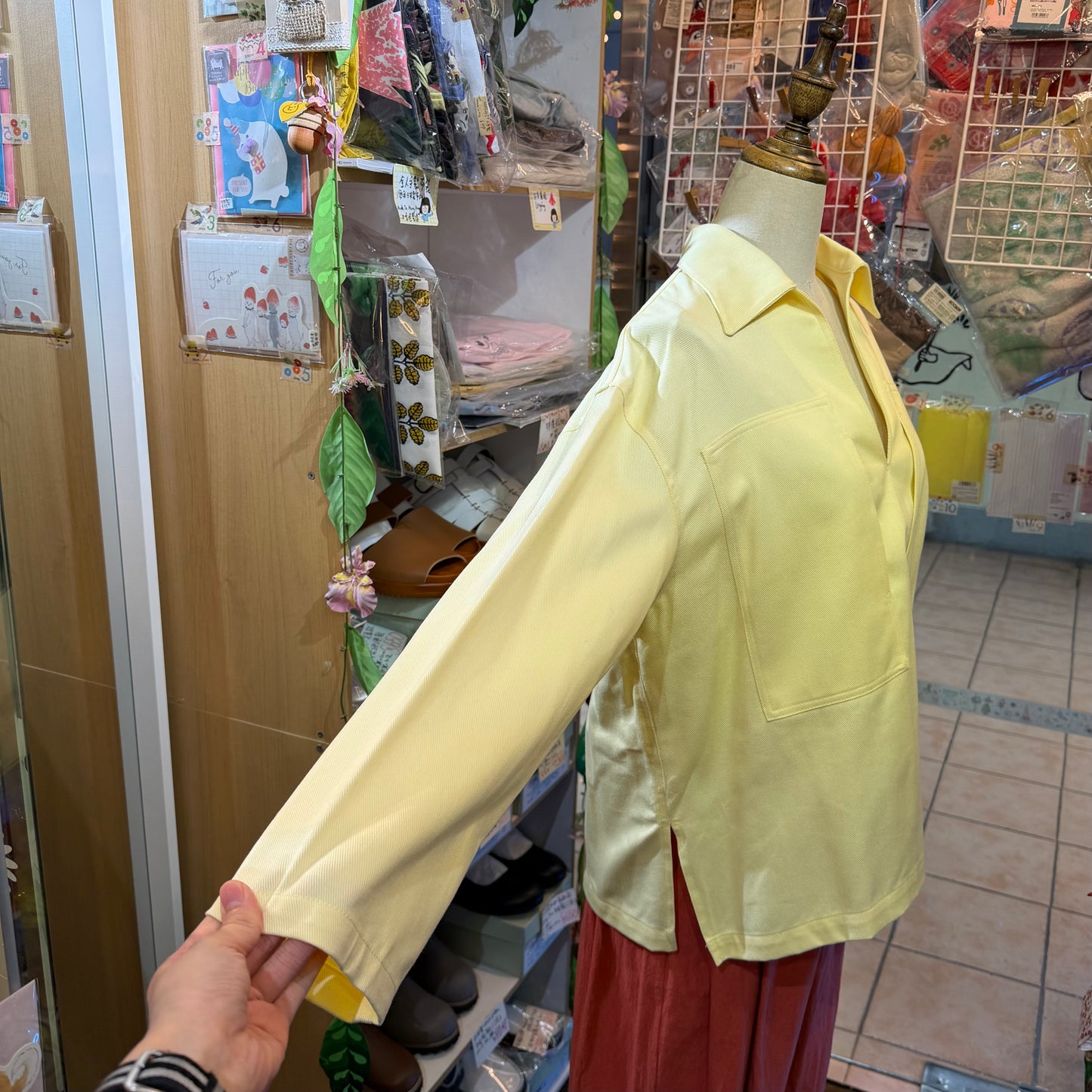 MARMARMAR V-neck Top, 2 Colors, made in Japan