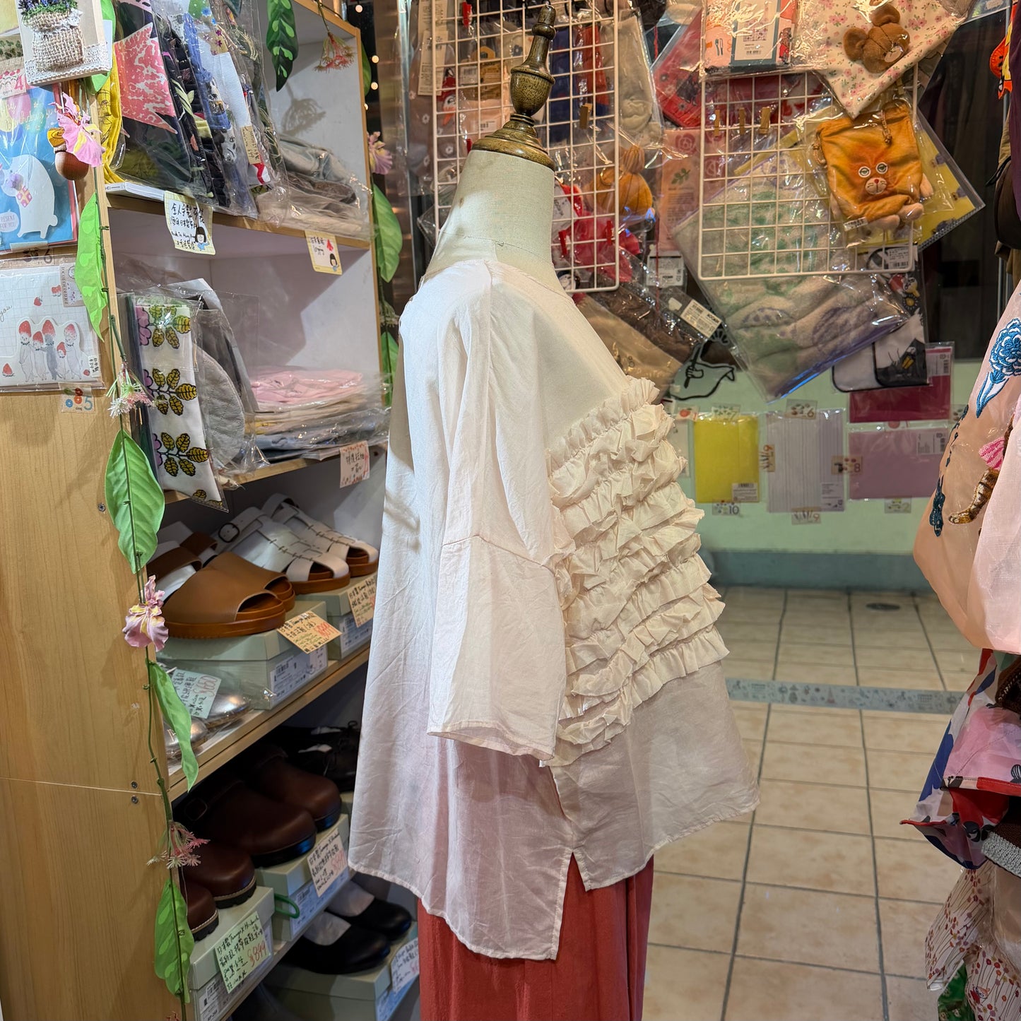 (G) Pink Frill Blouse, made in Japan