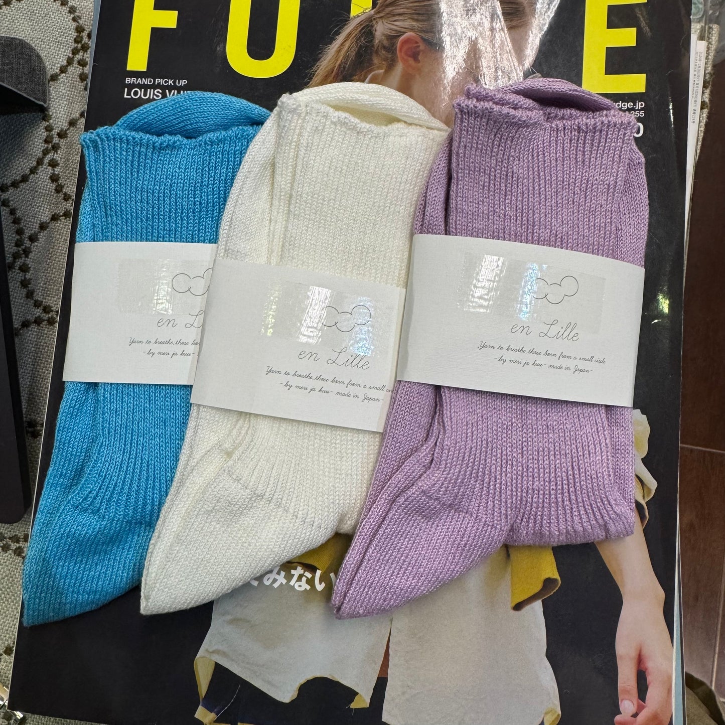 en lille Linen Socks, 3 Colors, made in Japan