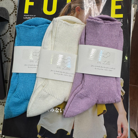 en lille Linen Socks, 3 Colors, made in Japan