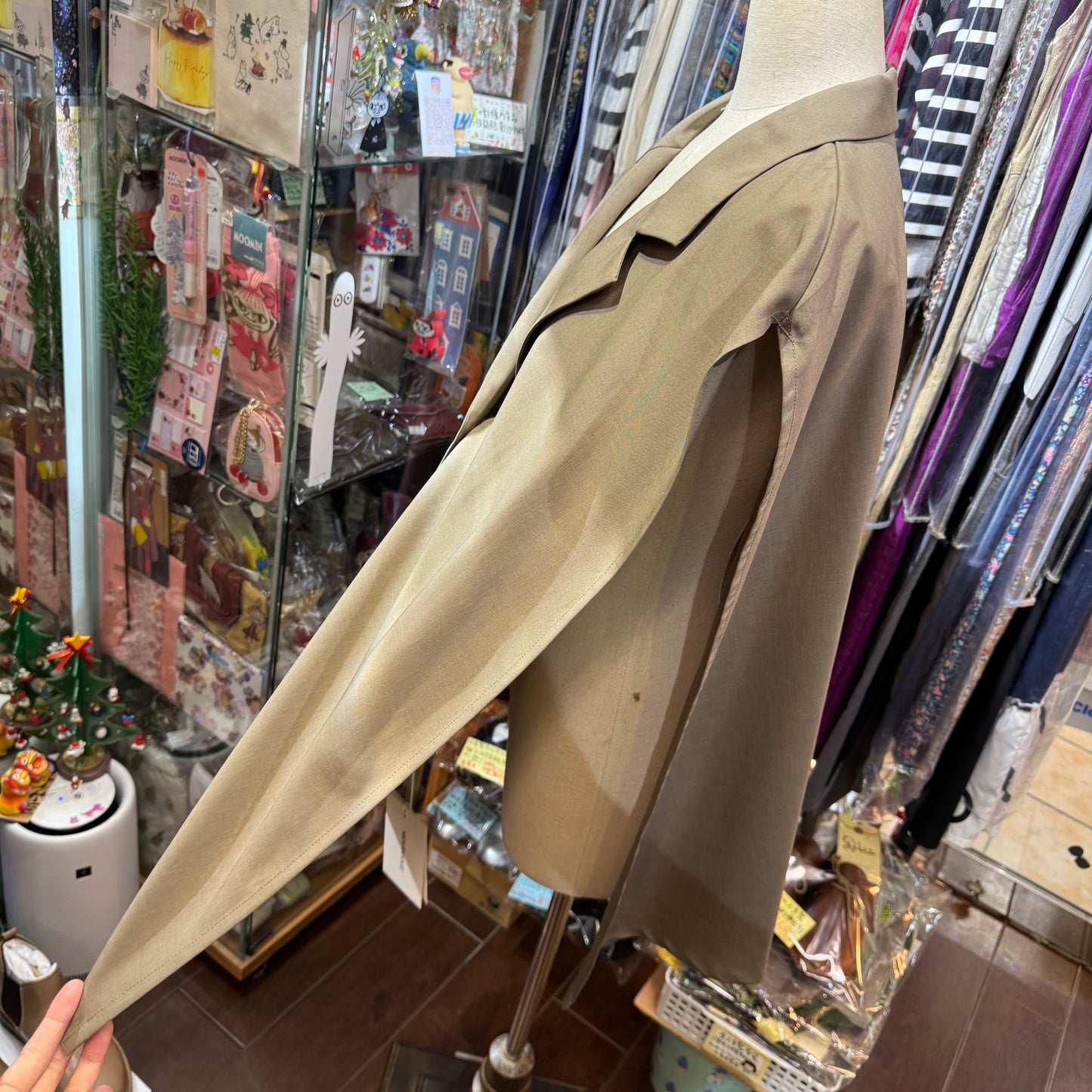 EXTRA20- Midiumisolid Beige Top, Outer, made in Japan