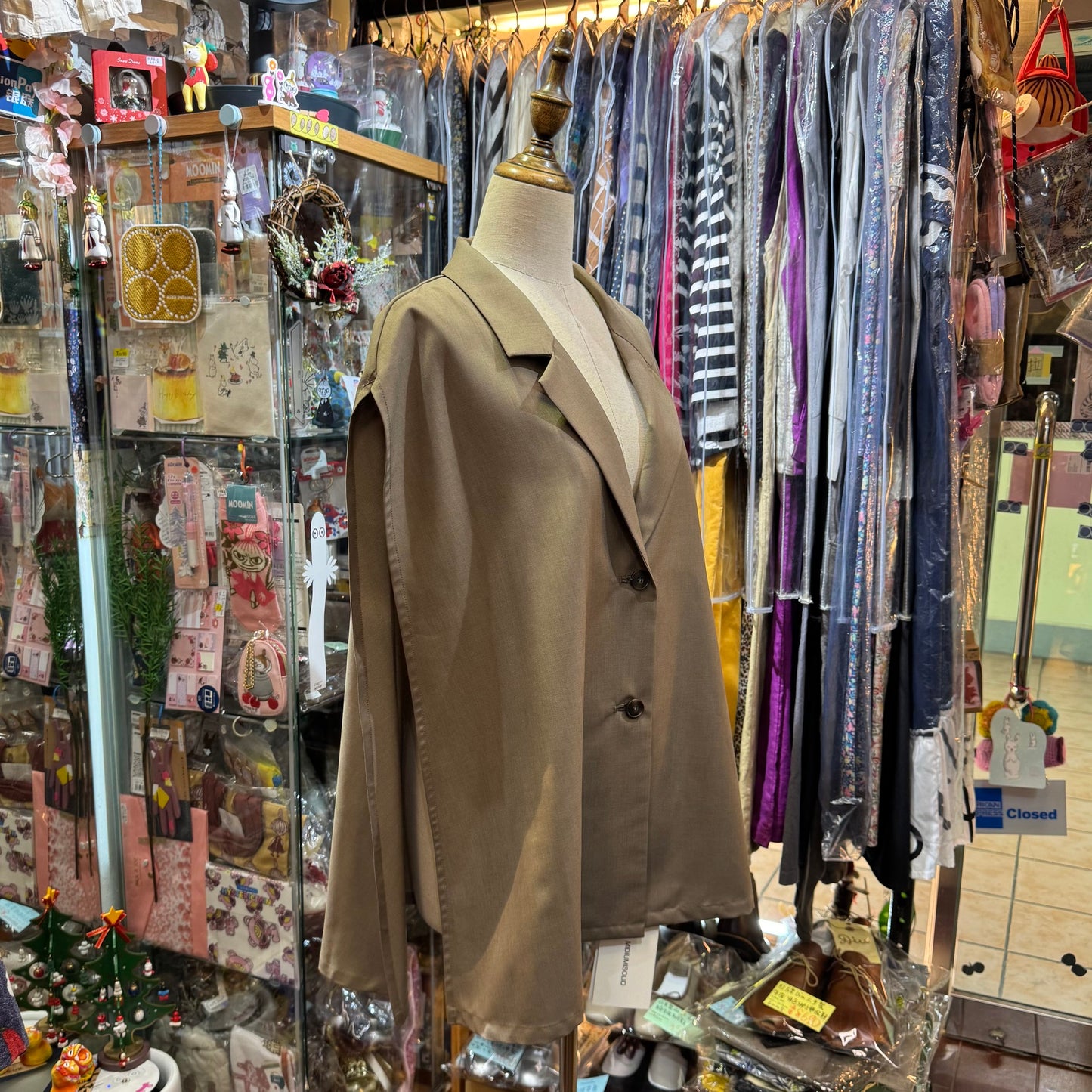 EXTRA20- Midiumisolid Beige Top, Outer, made in Japan