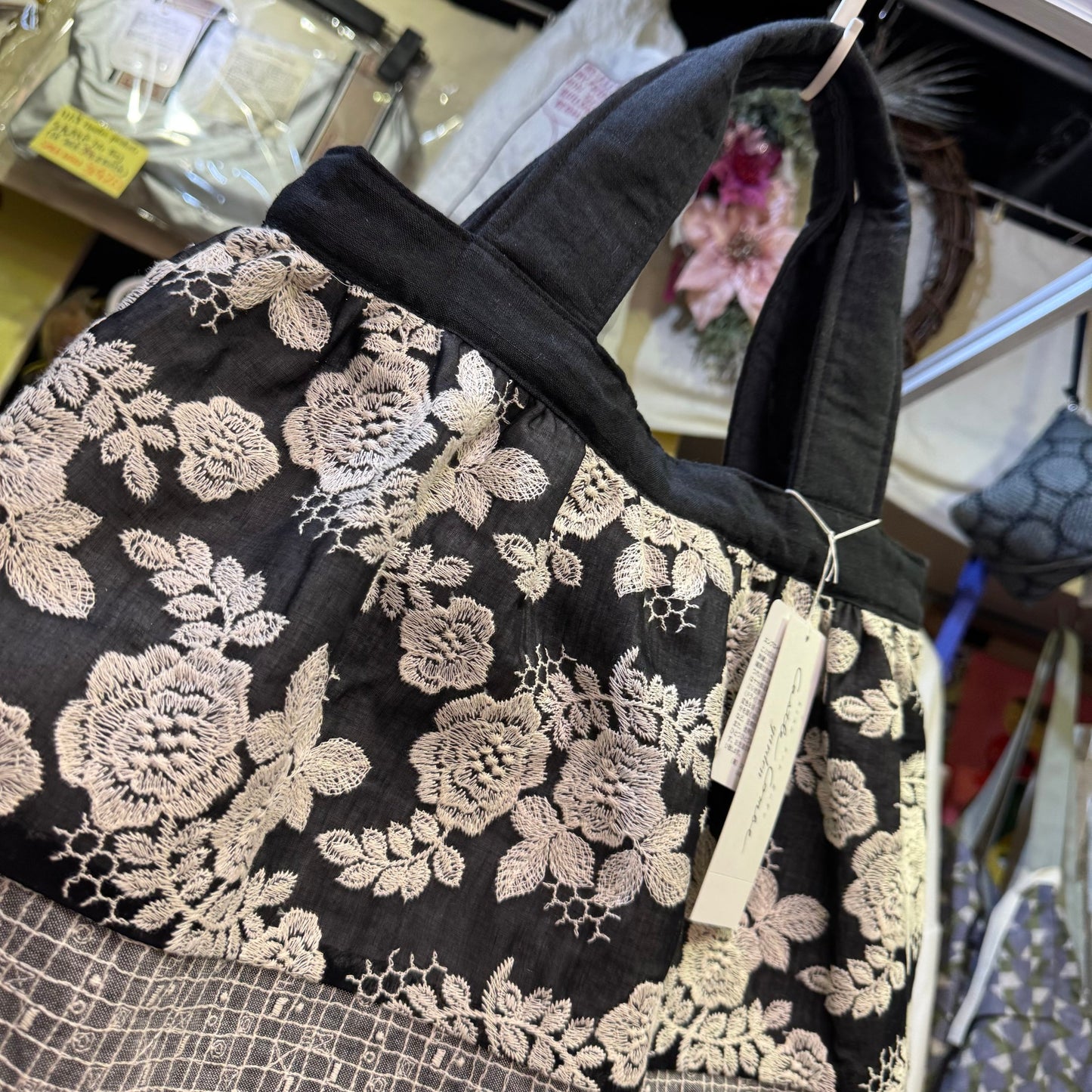 Castle Combe Embroidery Cotton Handbag, made in Japan
