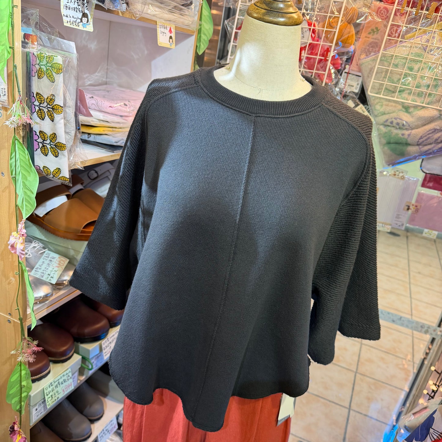 Garance et VioLette Charcoal Sweatshirt, made in Japan