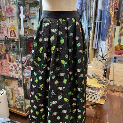 Kittle Black Flower Jacquard Skirt, made in Korea