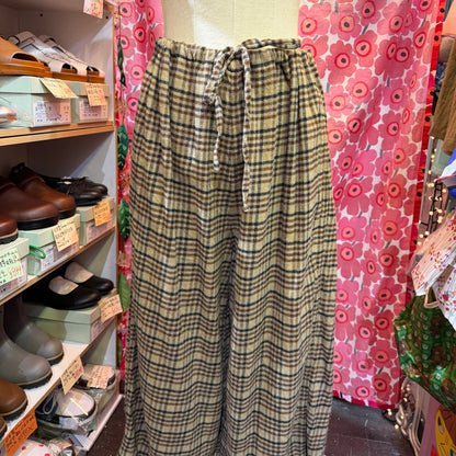 HTS Checked Pants, made in india