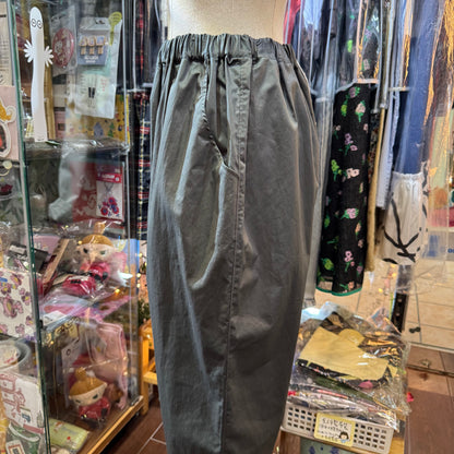 Lueuf Cropped Pants, 2 Colors, made in Japan