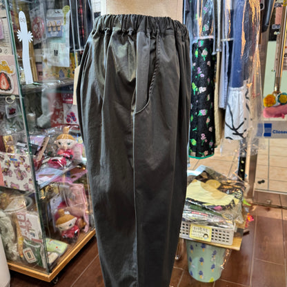 Lueuf Cropped Pants, 2 Colors, made in Japan