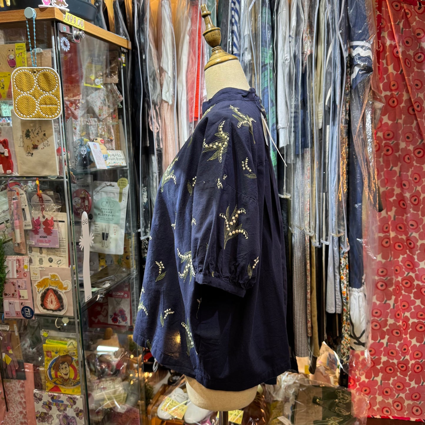 Sun Valley Embroidery Lily of the Valley Navy Top