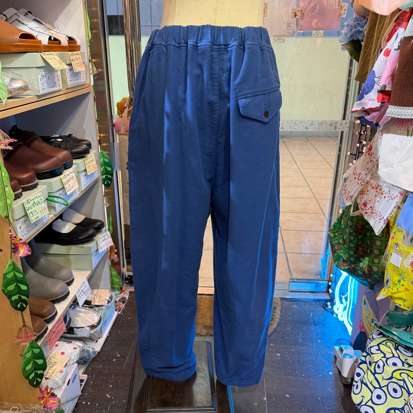 Hands of creation Blue Pants, made in Japan