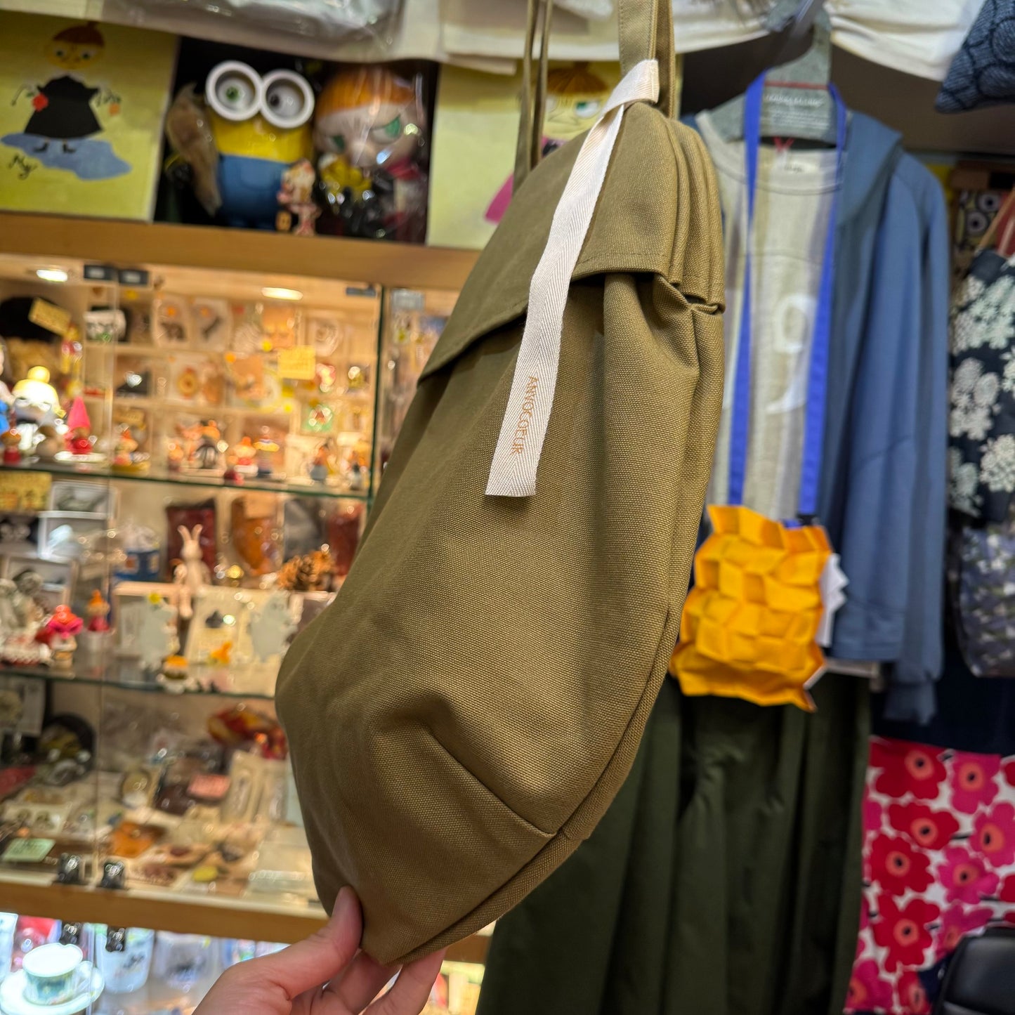 Anvocoeur Caramel Canvas Egg Bag, made in Japan