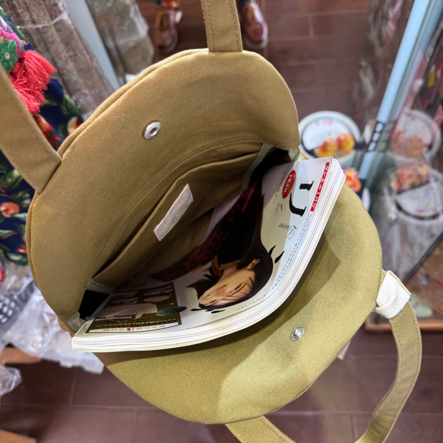 Anvocoeur Caramel Canvas Egg Bag, made in Japan