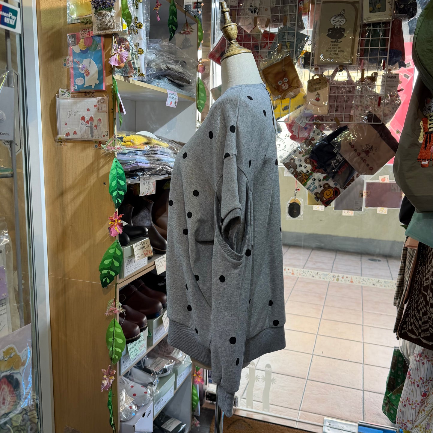 Sale- Frankygrow Polka Grey Sweatshirt, size F1, made in Japan