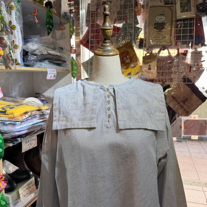 Tukuroi by Sun Valley Grey Embroidery Blouse Top