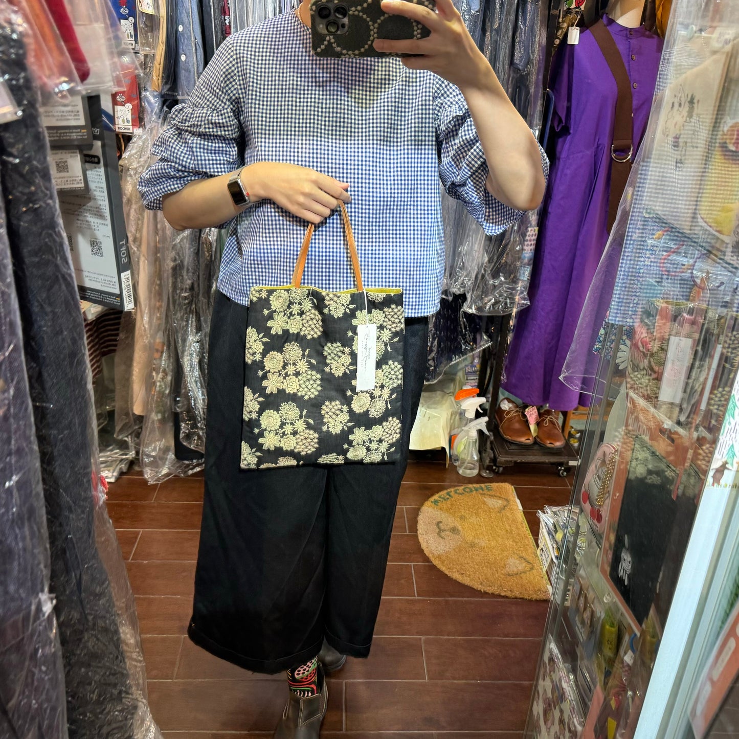 Castle Combe Floral Embroidery Clutch Bag, made in Japan