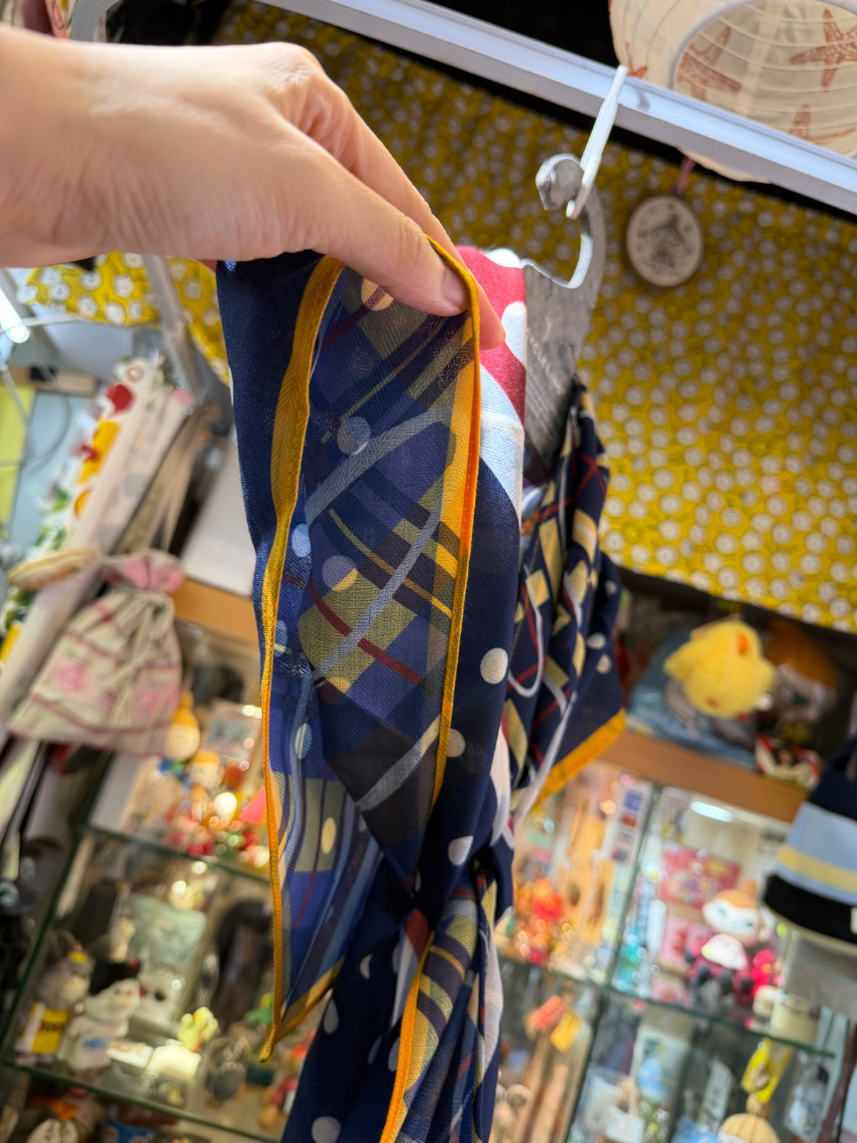 Lune Junelle Reversible Triangle Scarf , Dot Geometric Floral Pattern
