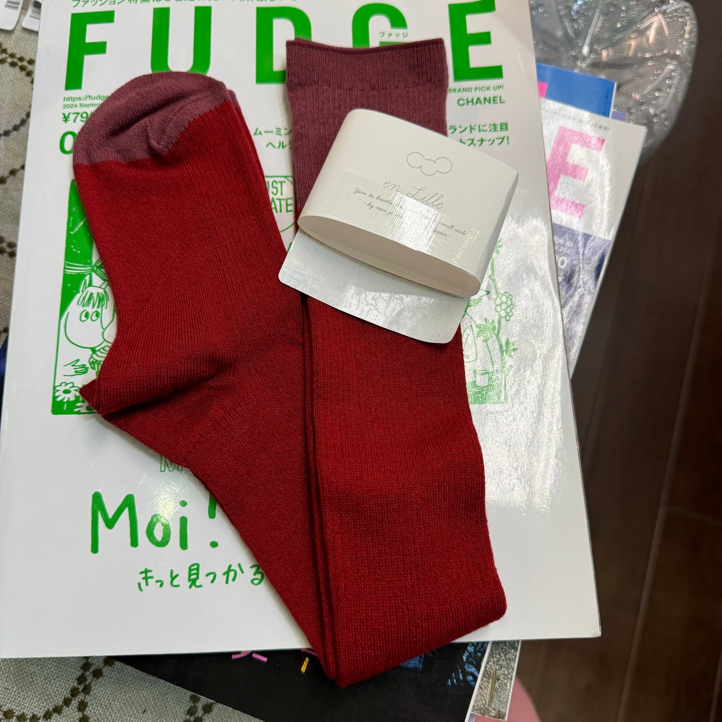 en lille Wool Long Socks, 2 Colors, made in Japan
