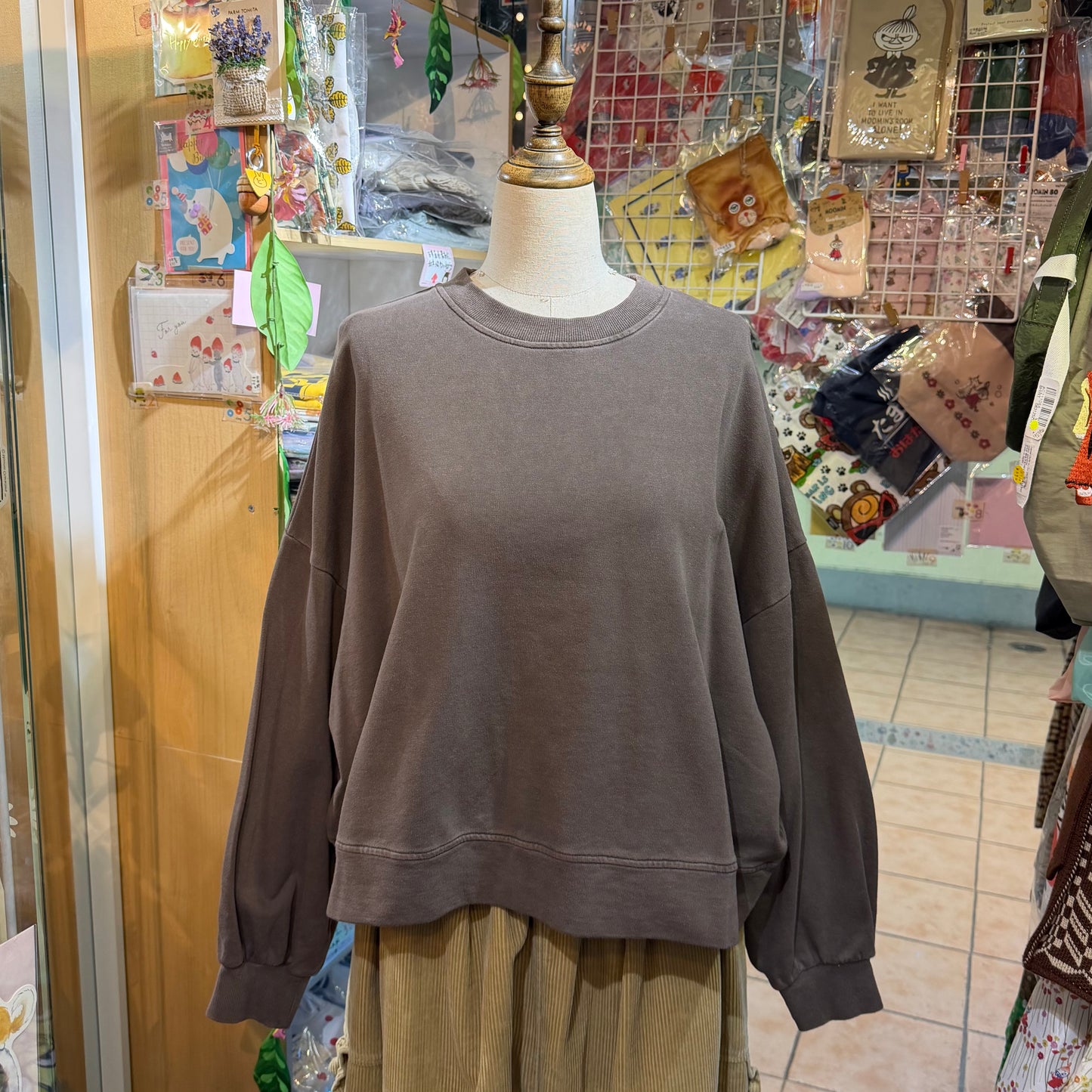 Estroislose Brown Sweatshirt, made in Japan