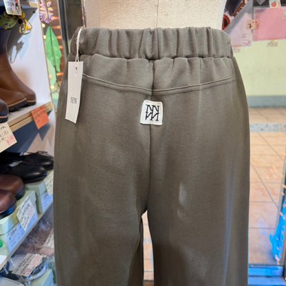 Yenn Military Green Pants, made in Korea